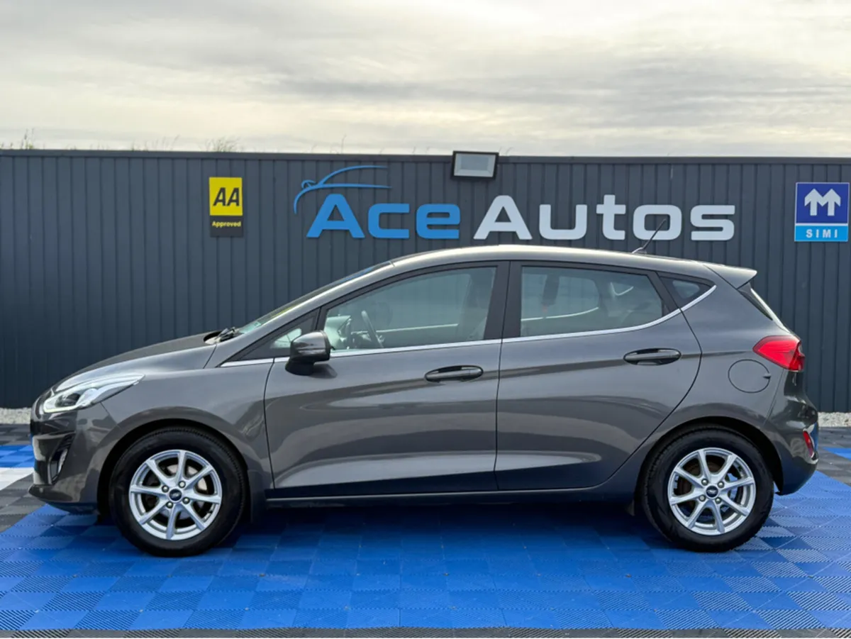 Ford Fiesta ** DEPOSIT TAKEN ** TITANIUM -  1.1 PE - Image 4