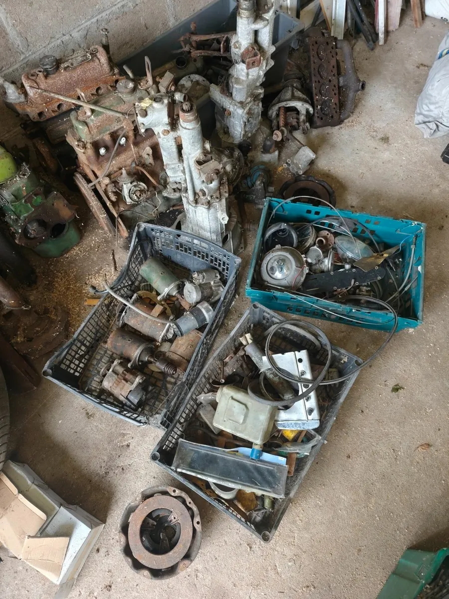 Morris Minor Car Parts ..Job Lot €375ono - Image 1
