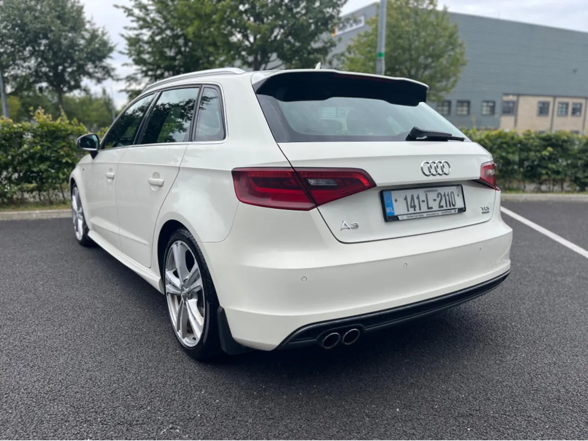 Audi A3 AUTOMATIC S-LINE 2.0 TDI *SUNROOF *FRESH N - Image 3