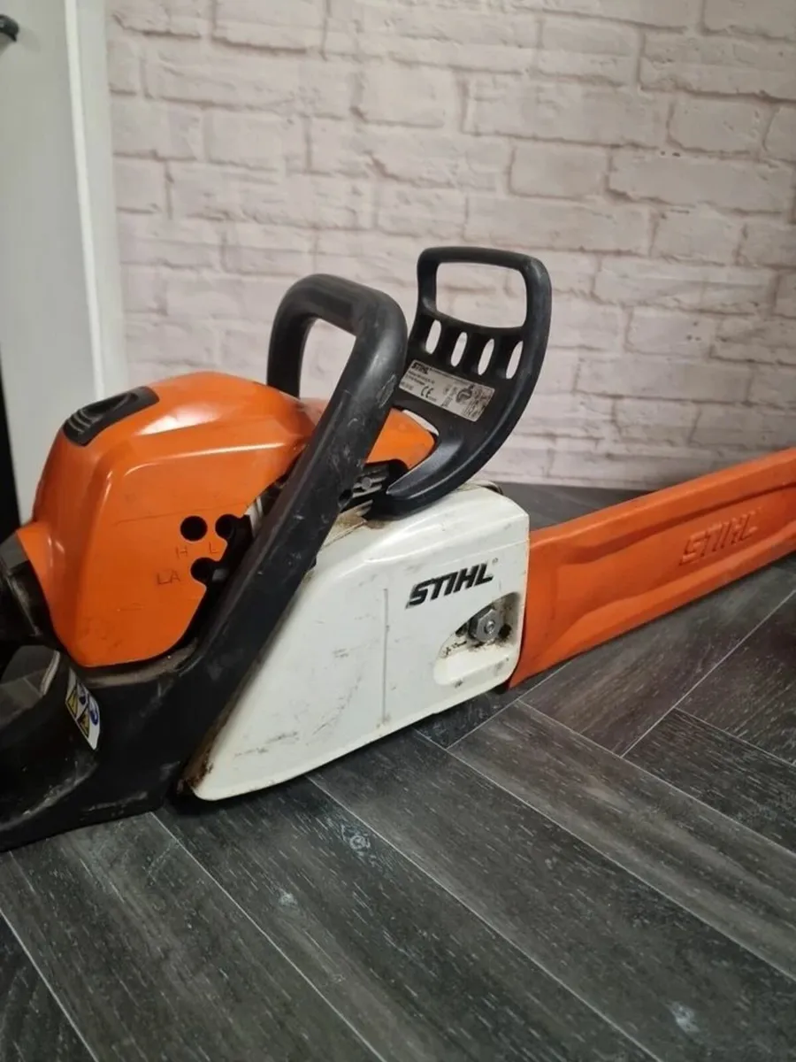 STIHL MS 211/C Chainsaw - Image 4