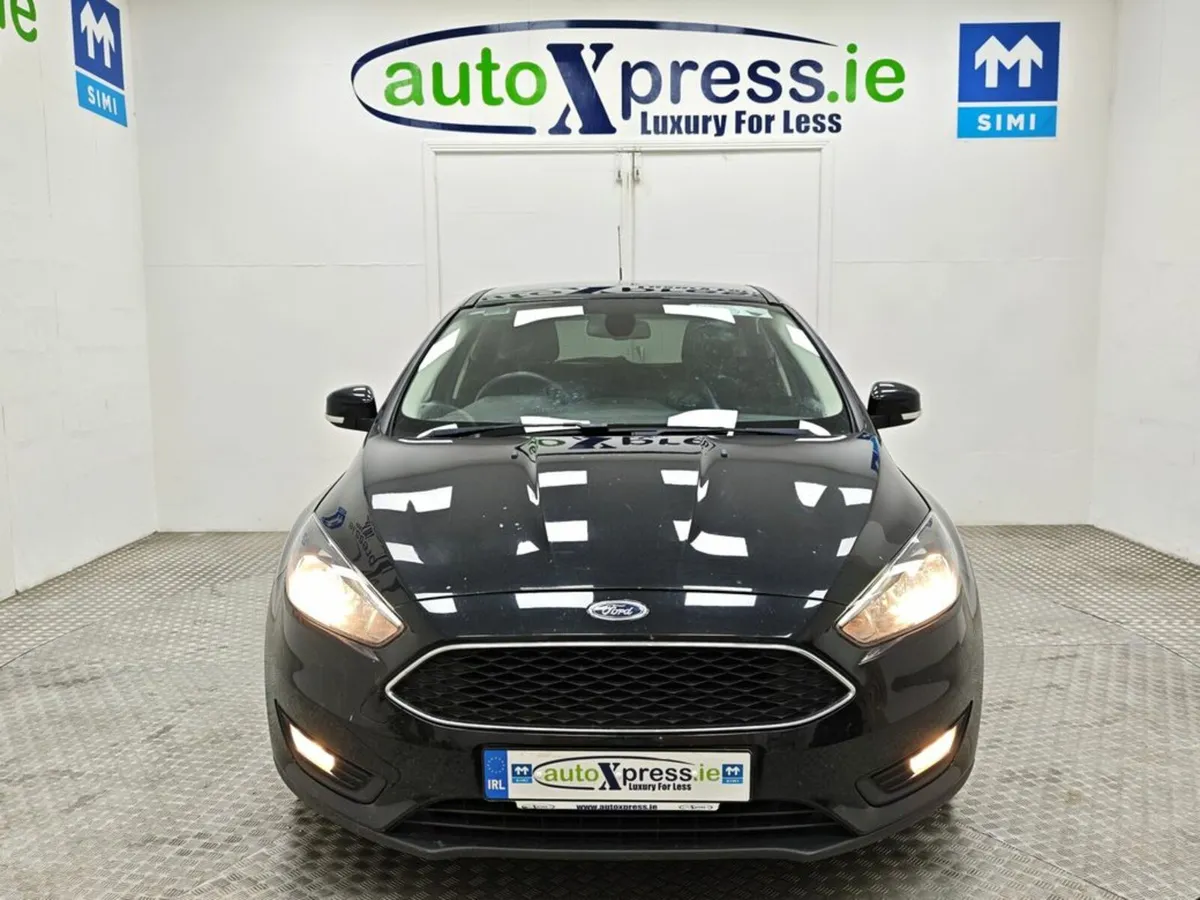 Ford Focus 1.5 TDCI Zetec - Image 3