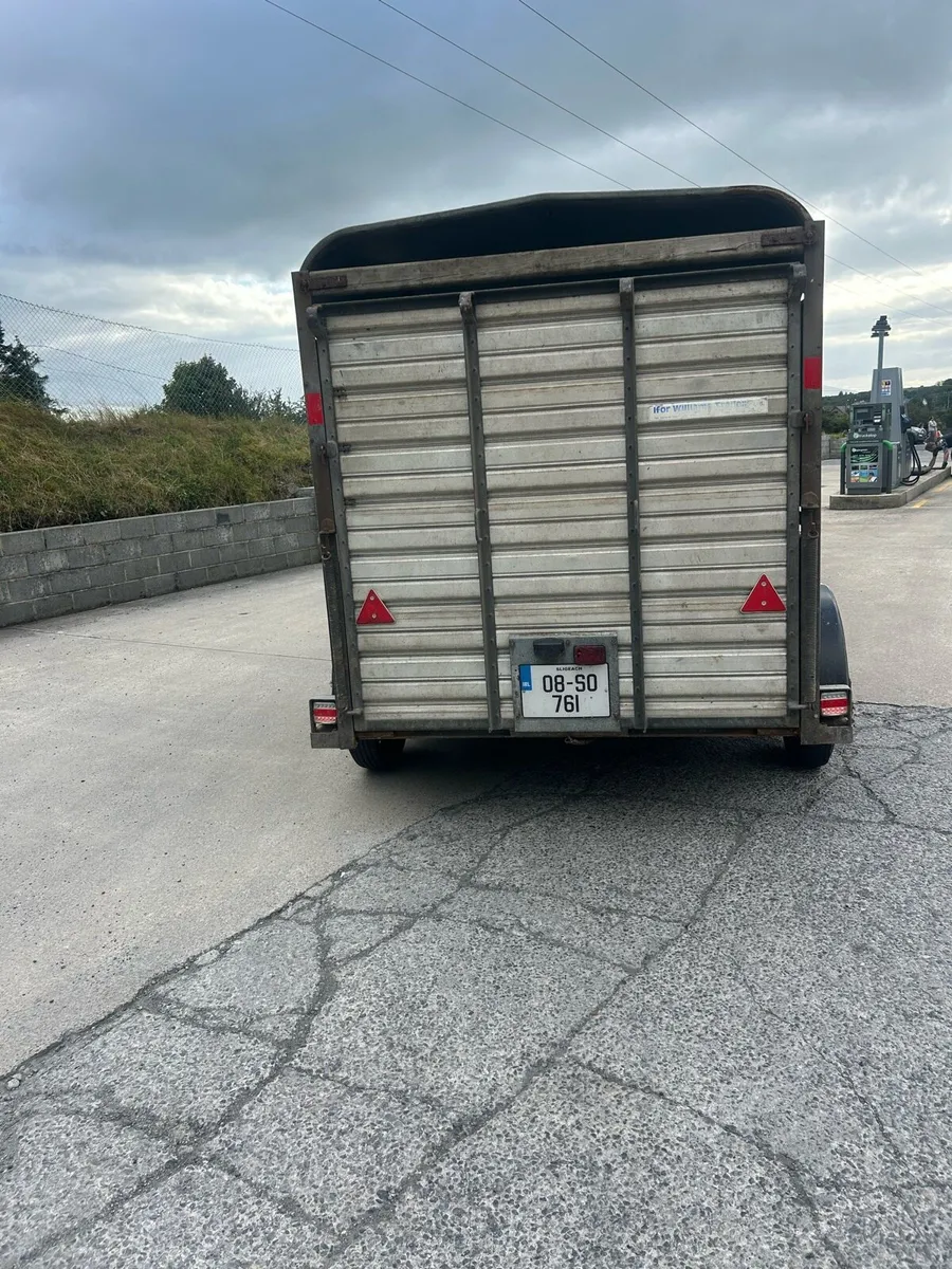 Ifor Williams ten by six cattle trailer - Image 3