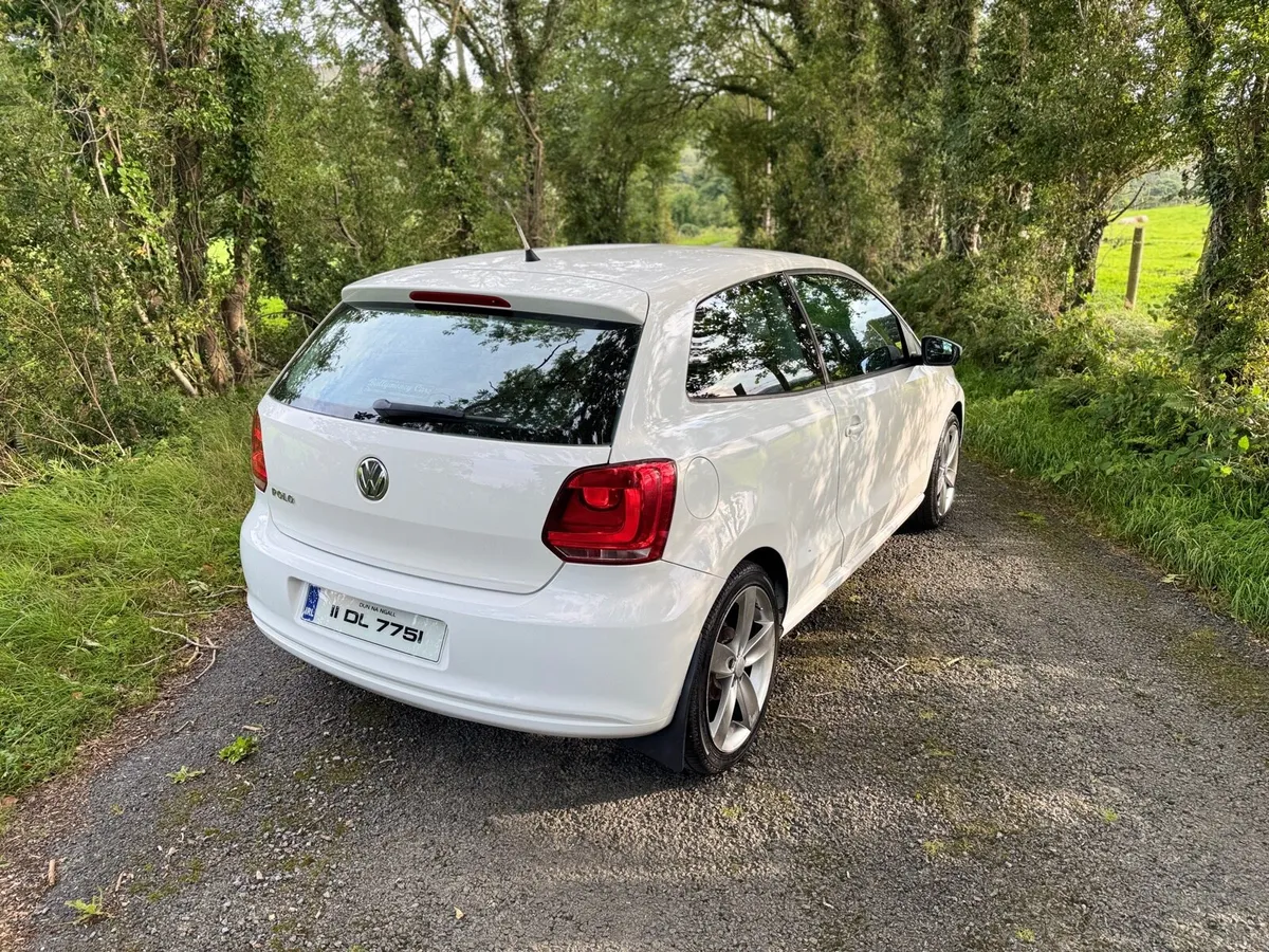 2011 Volkswagen polo - Image 3