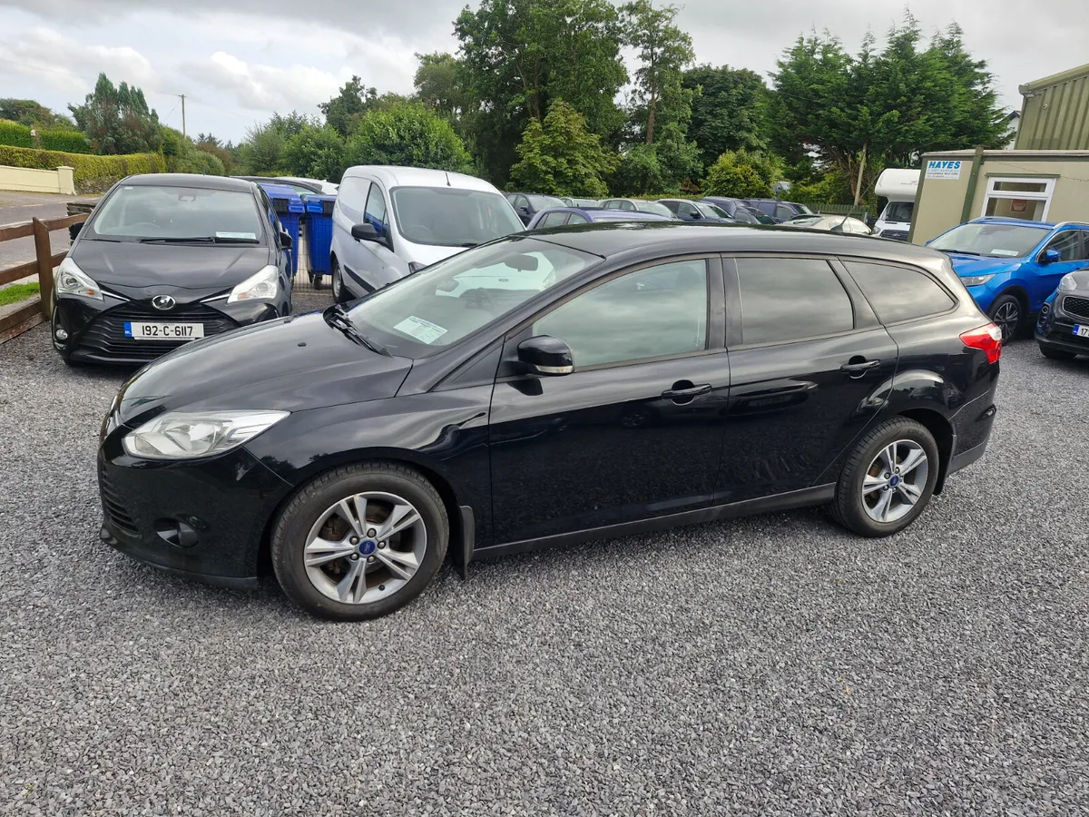 Ford Focus 2014 - Image 2