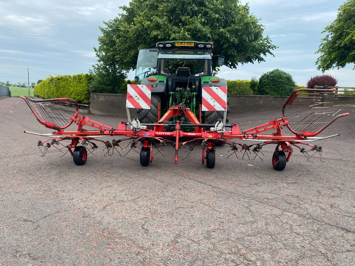 Lely Combi 600 Tedder & Rake - Image 1
