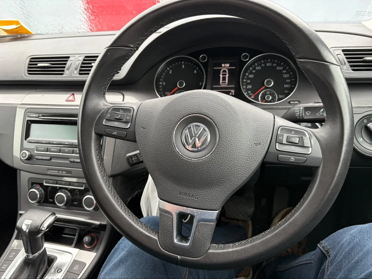 Volkswagen Passat 2010 (Automatic) - Image 4