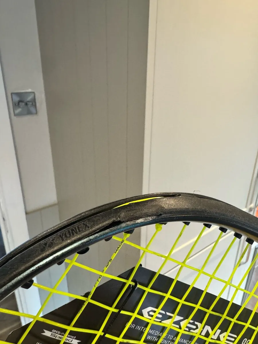 Yonex Ezone 98 - Image 3