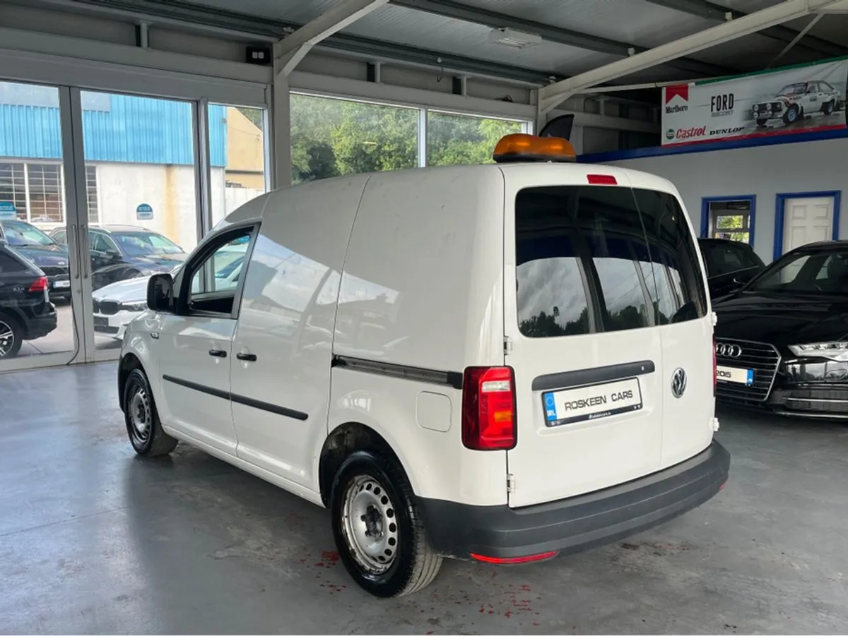 Volkswagen Caddy C20 Startline TDI 102 bhp - Image 4