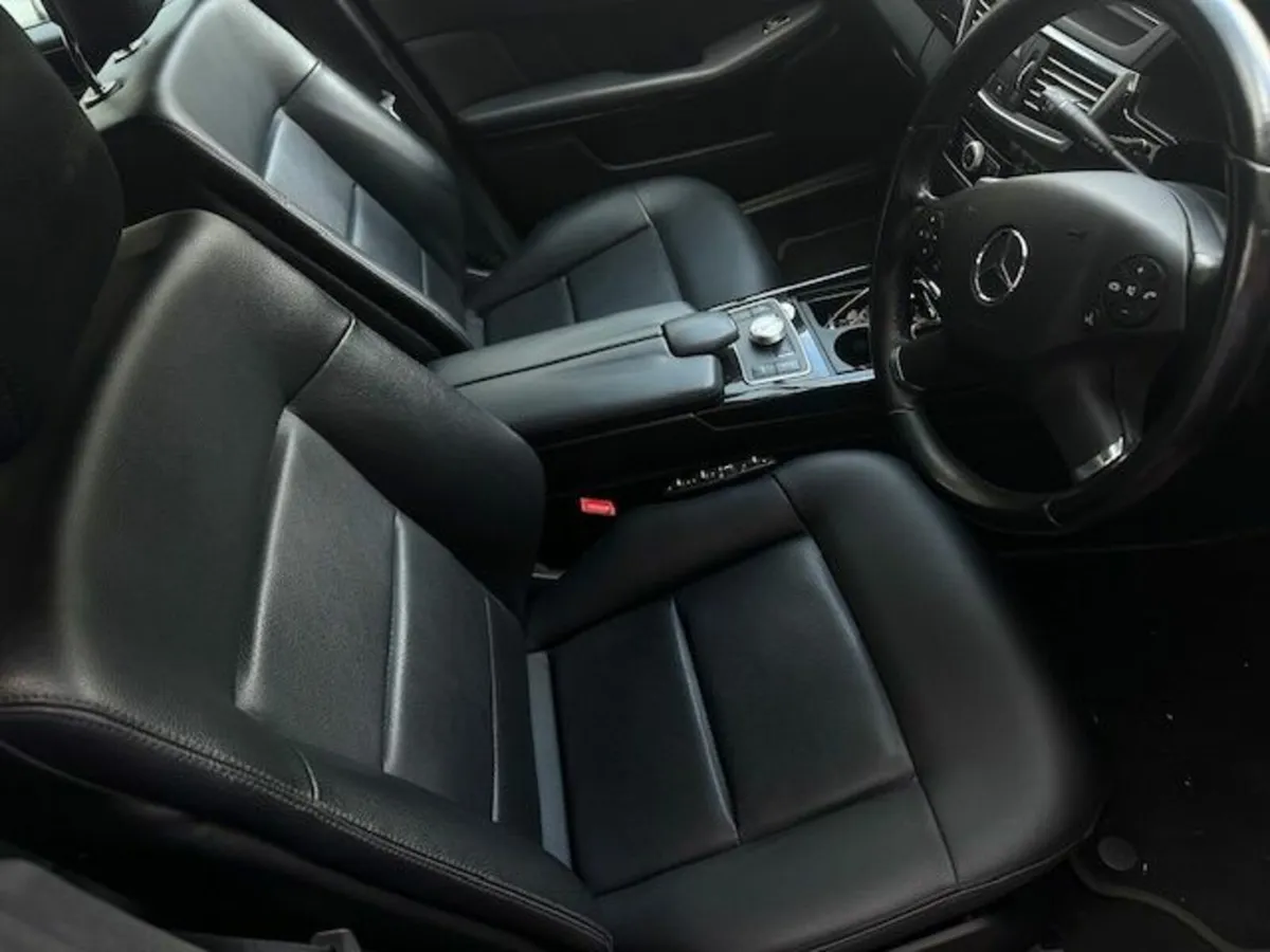 Mercedes-Benz E-Class 2010 - Image 3