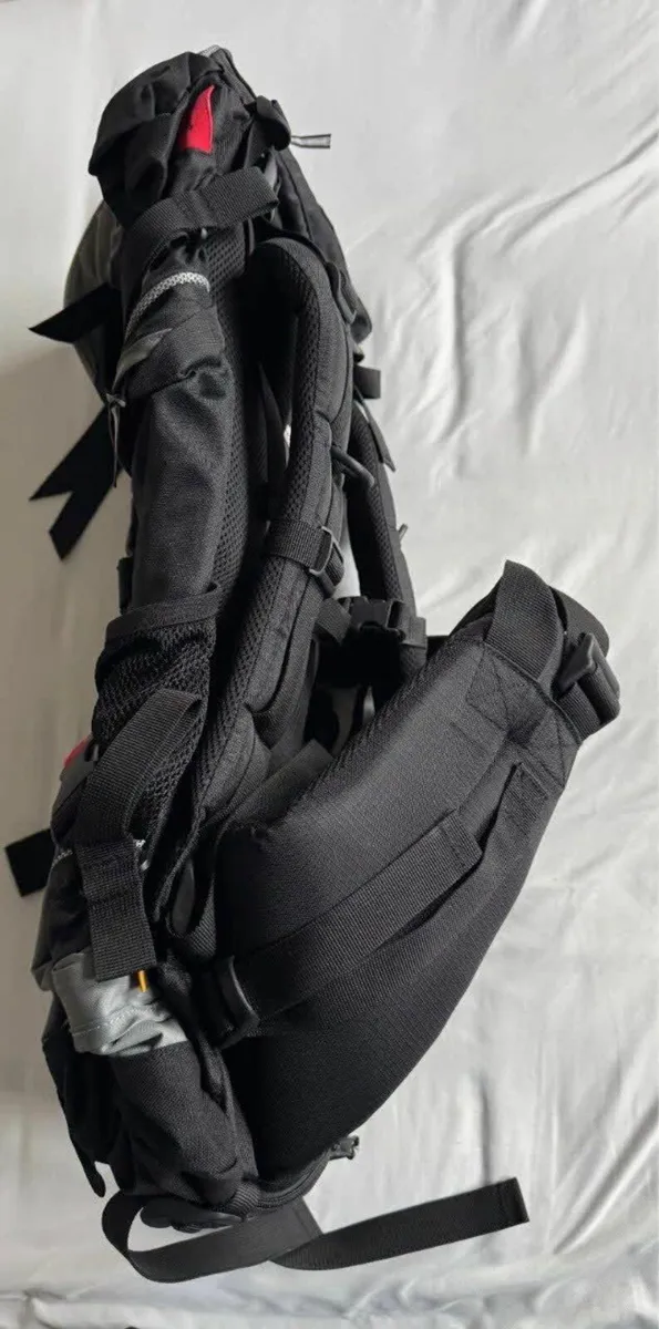 Porsche Trekking/Hiking Ergonomic Backpack MJ-04 - Image 2