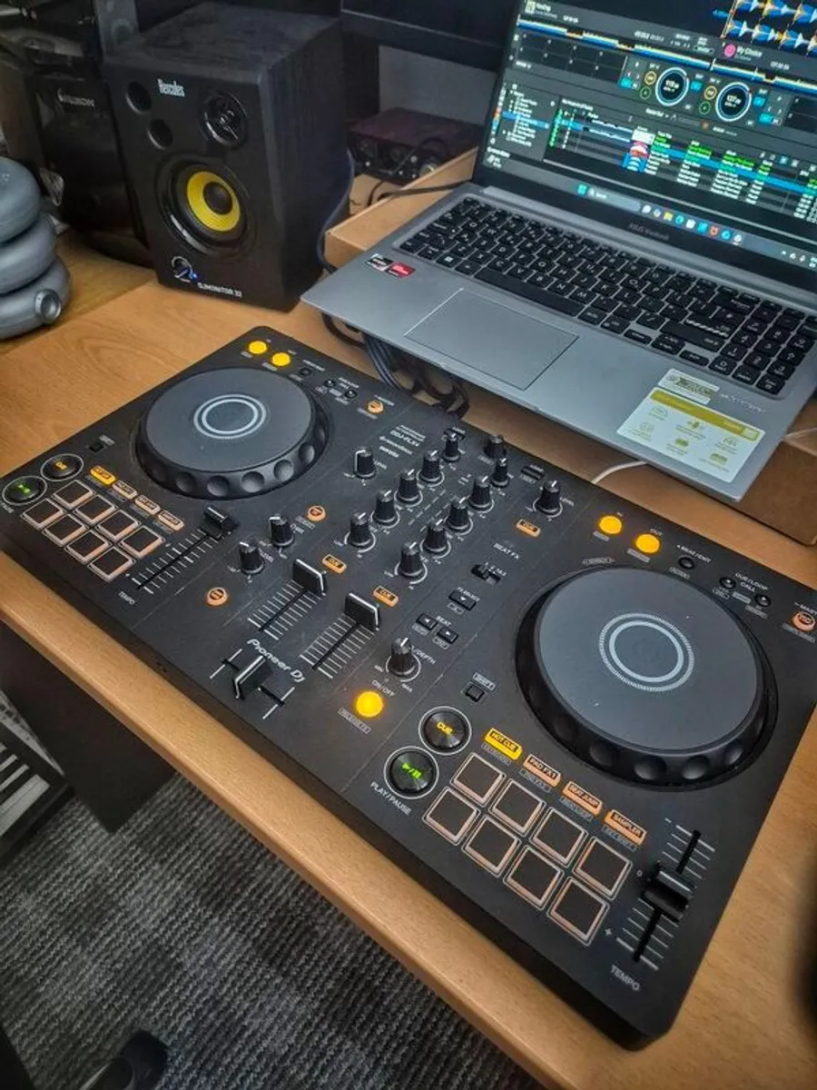 Pioneer FLX-4 DJ Controller for Rekordbox & Serato - Image 1