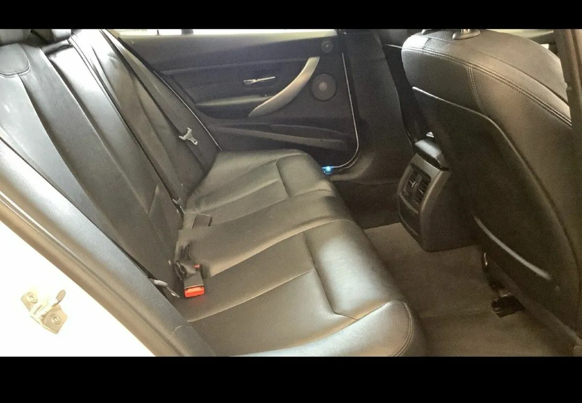 BMW 3-Series 2013 M-sport - Image 2