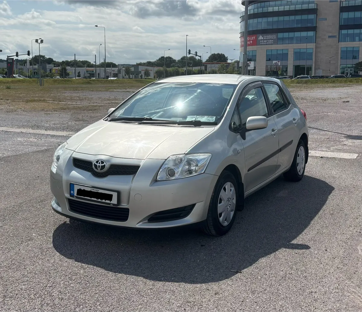 2008 Toyota Auris - Image 2