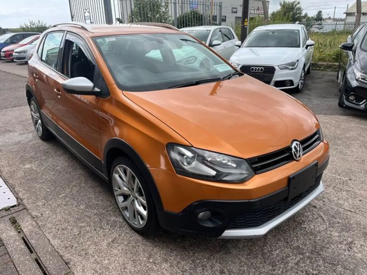 Volkswagen Polo Cross Automatic - Image 2