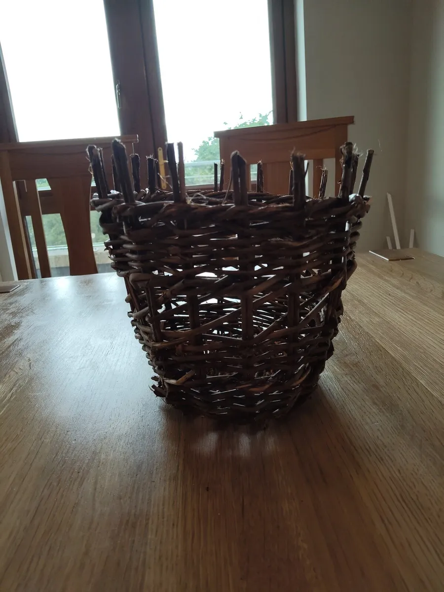 Traditional Minitature Turf Basket - Image 2
