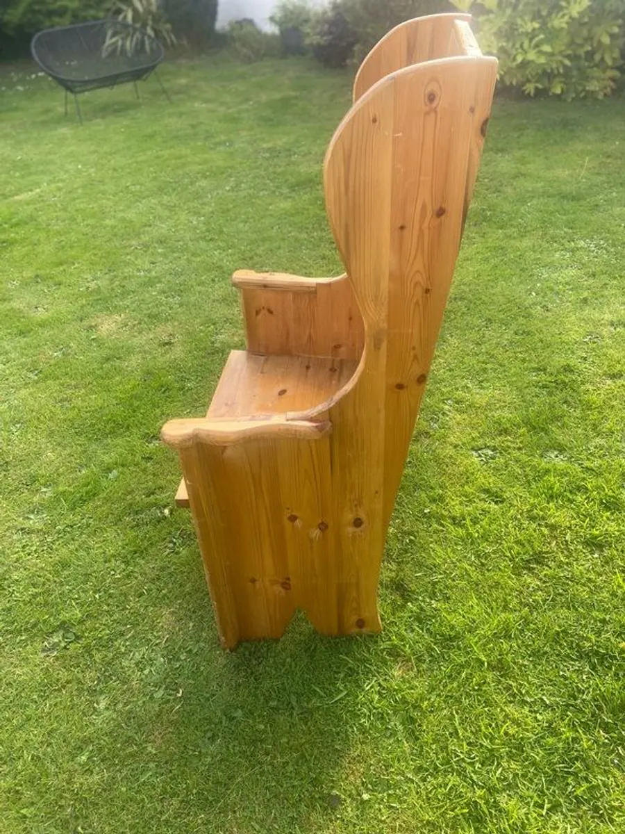 Lambing chair antique pine - Image 2