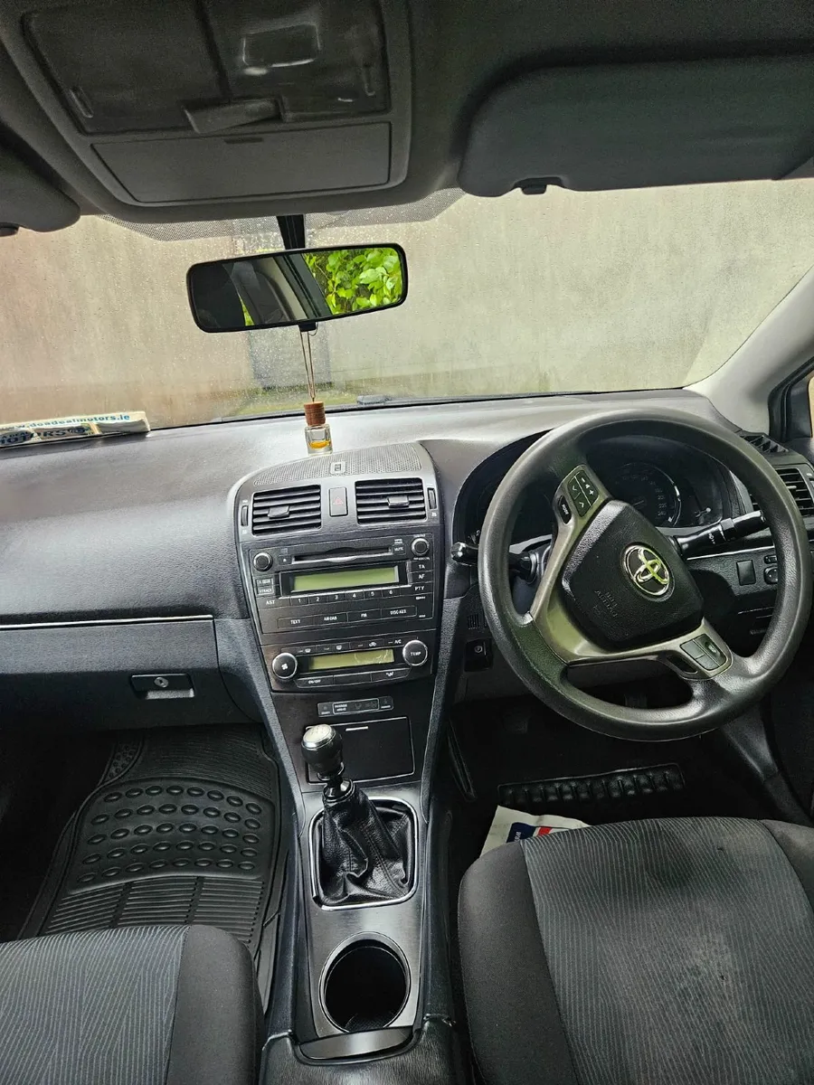 Toyota Avensis 2010 - Image 3
