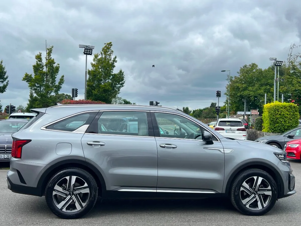 Kia Sorento Phev K3 Auto 7 Seater  high Spec - Image 4