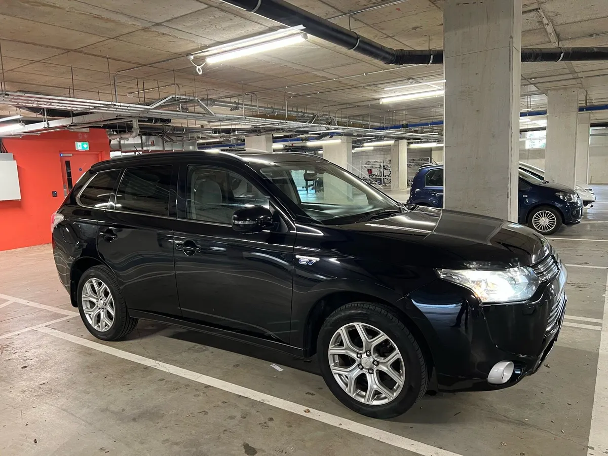 Mitsubishi outlander - Image 3
