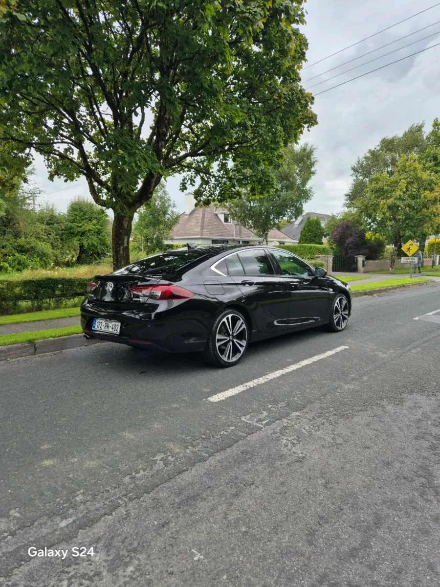 Vauxhall  Insignia  172 Diesel - Image 4