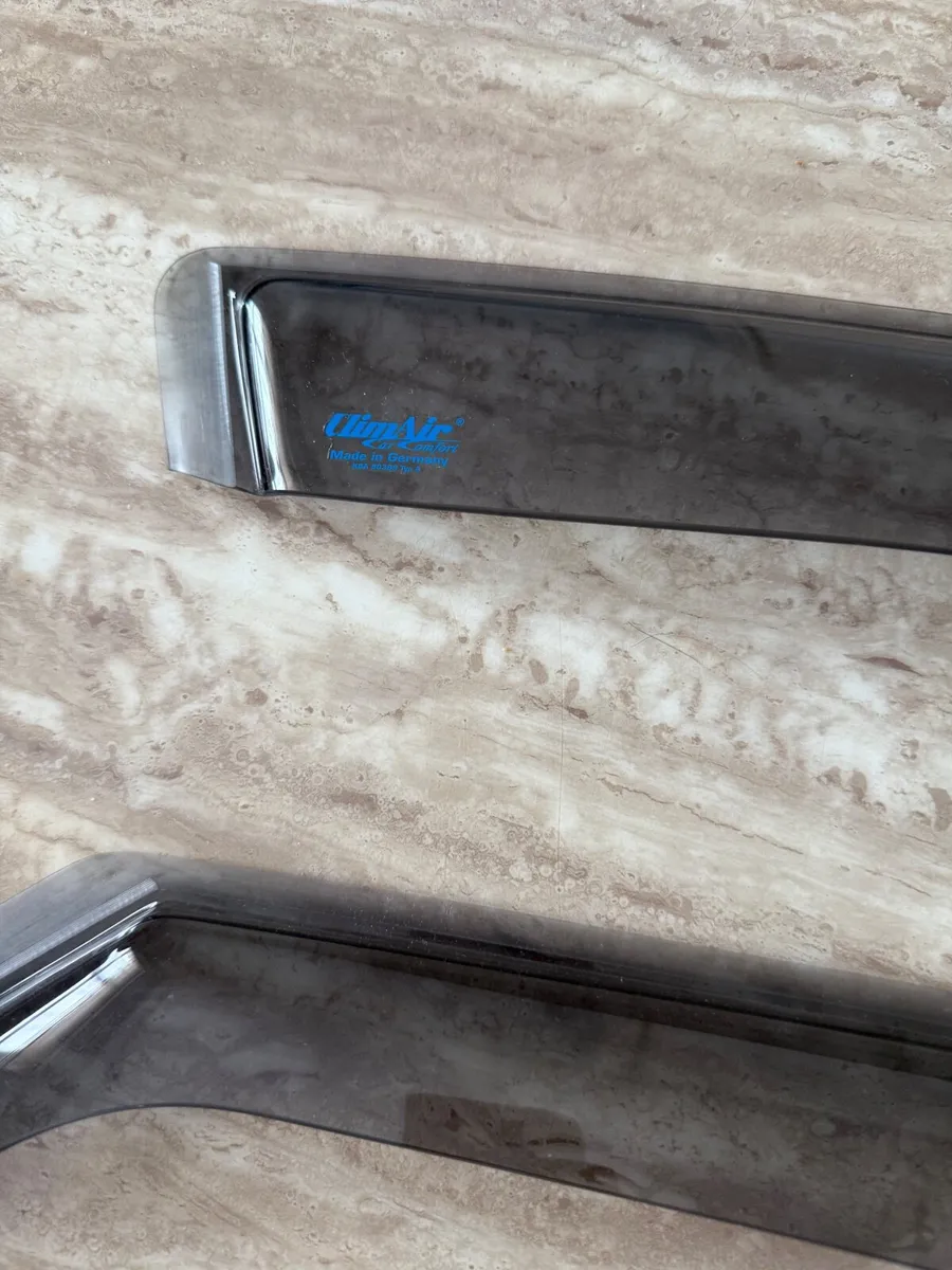 Skoda Octavia vrs climair wind deflectors - Image 2