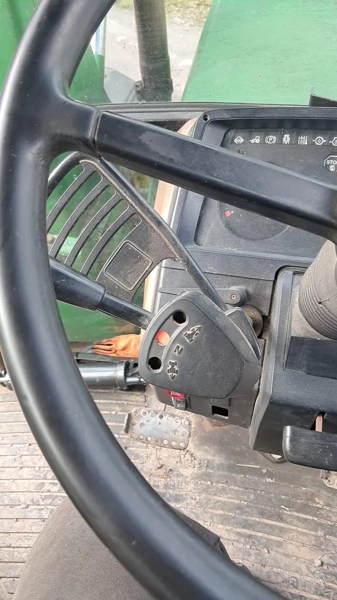 Tractor - Image 4