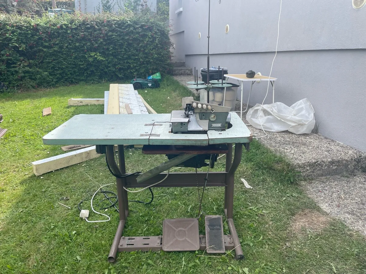 Industrial Overlocker