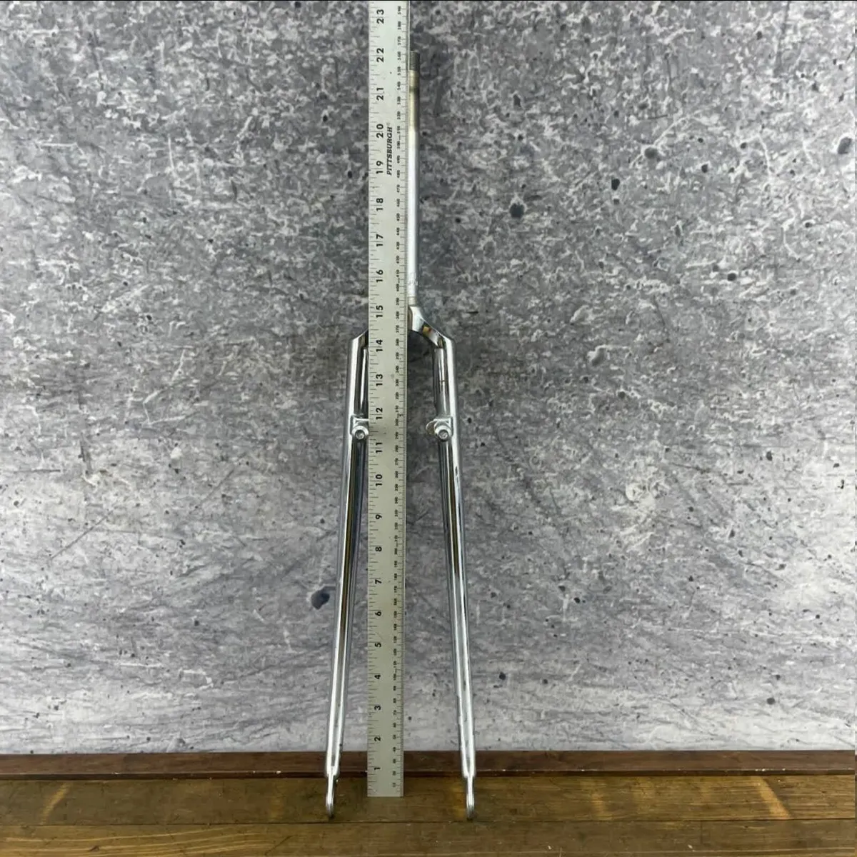 Vintage Tange Fork 1 in Threaded 700c - Image 4