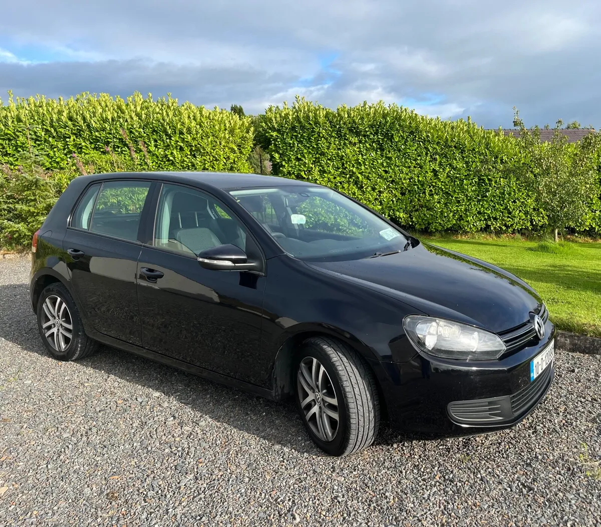 Volkswagen Golf 2010 - Image 1