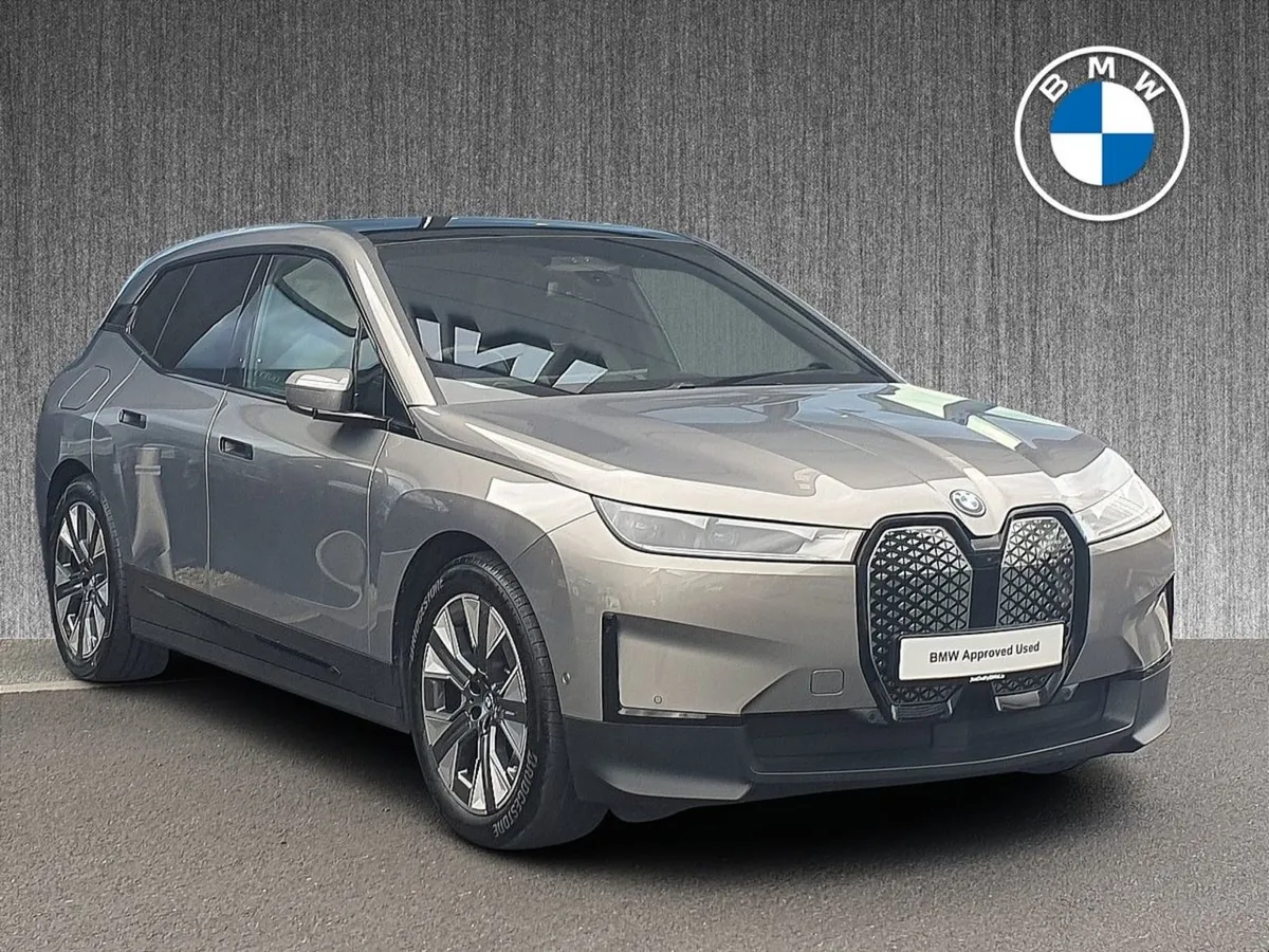BMW IX Xdrive40 Sport Edition - Image 1