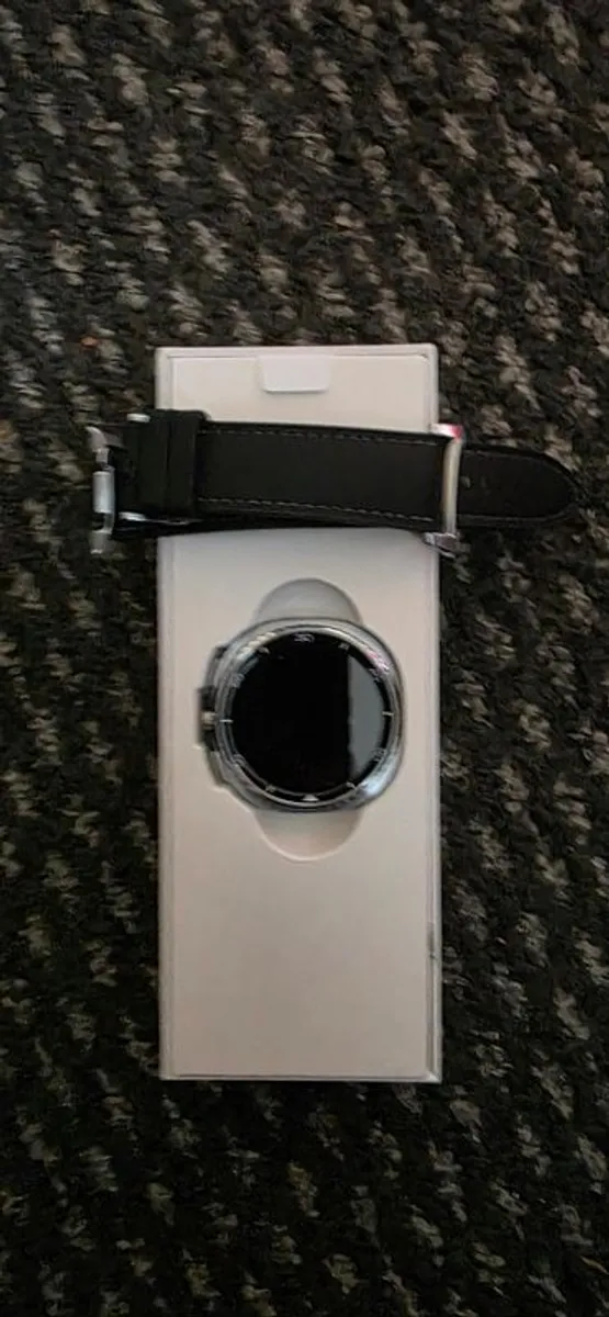 Samsung galaxy watch 8 classic 46mm LTE - Image 2