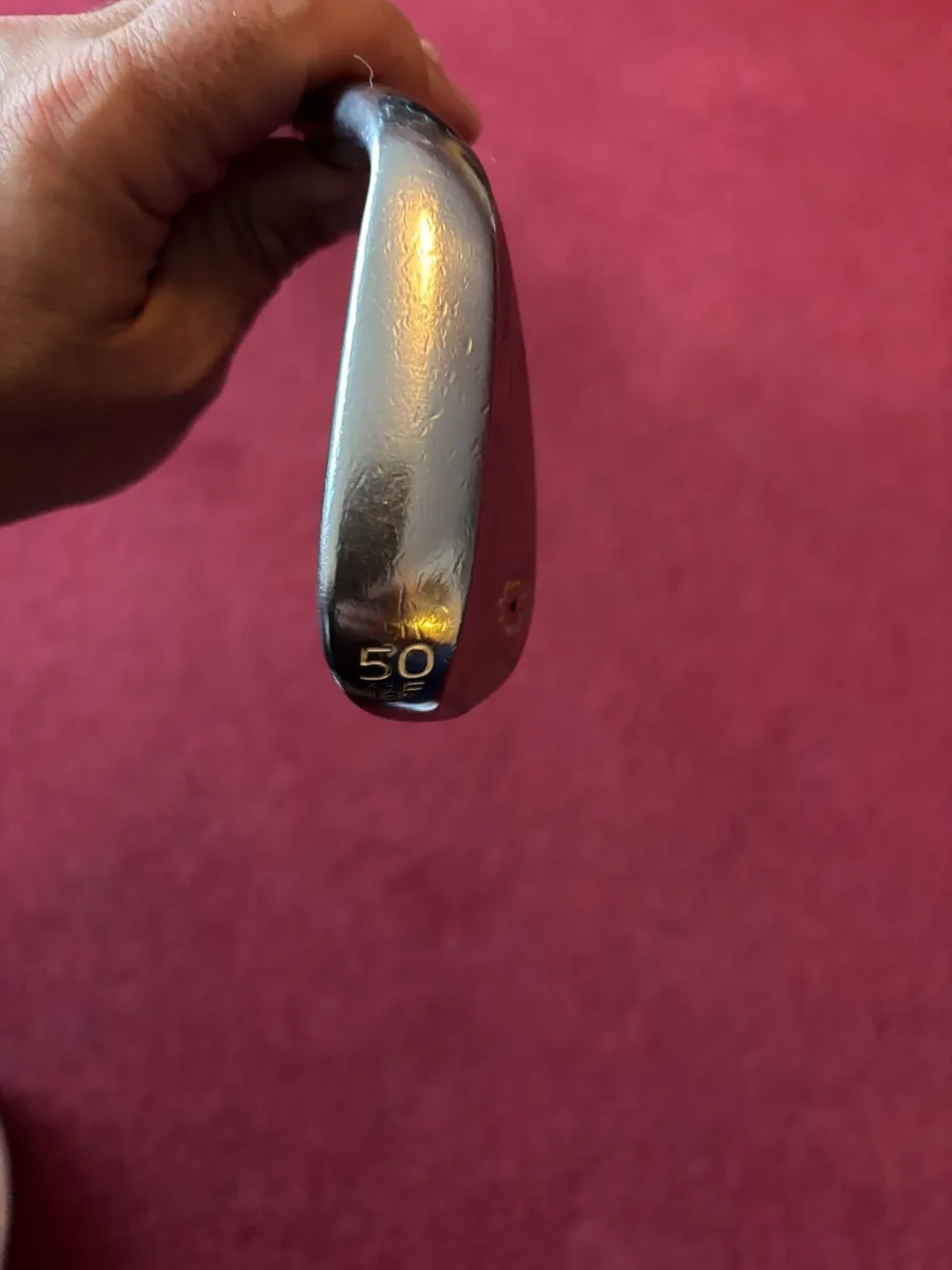 Golf wedge - Image 1