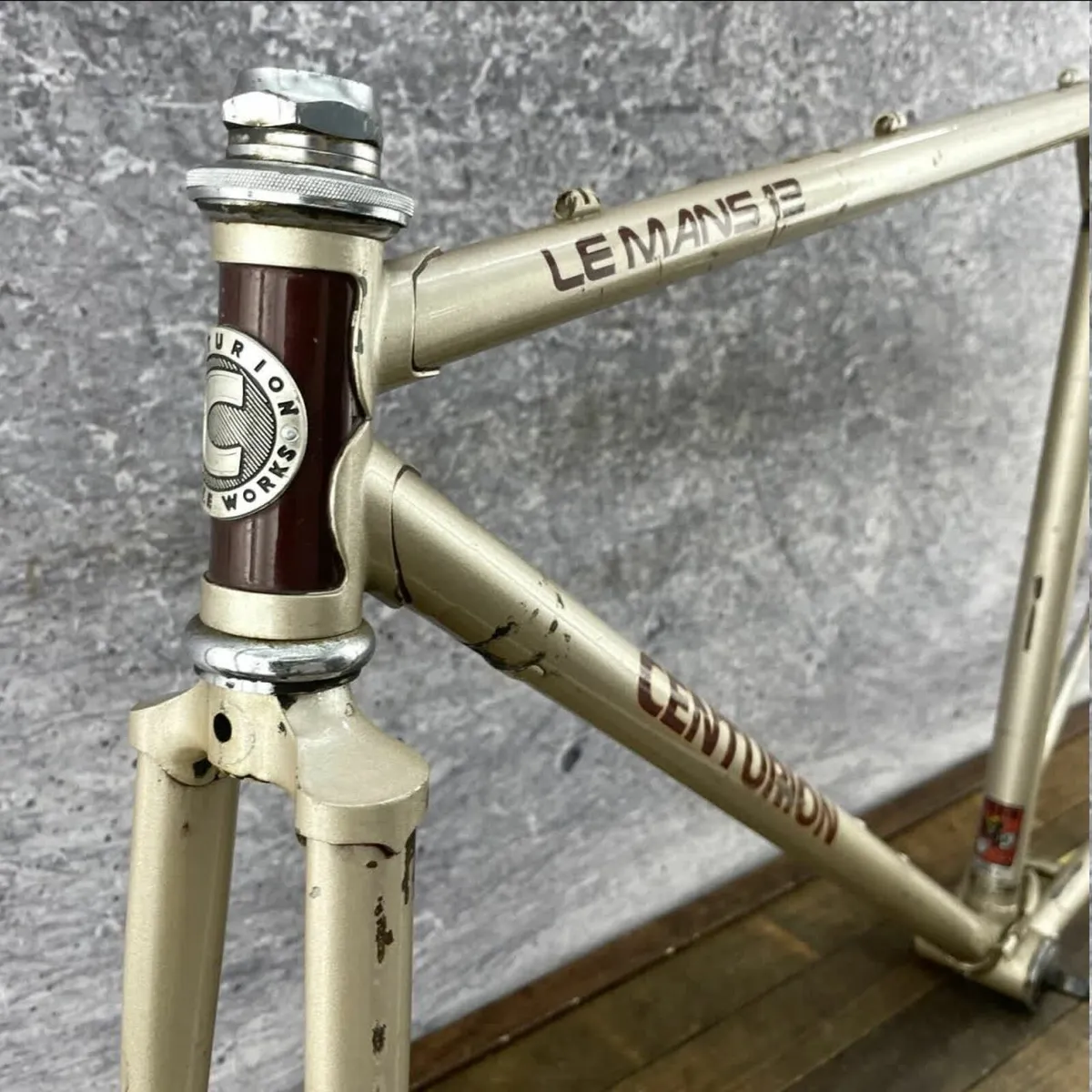 Vintage Centurion Le Mans 12 Road Bike Frame - Image 2