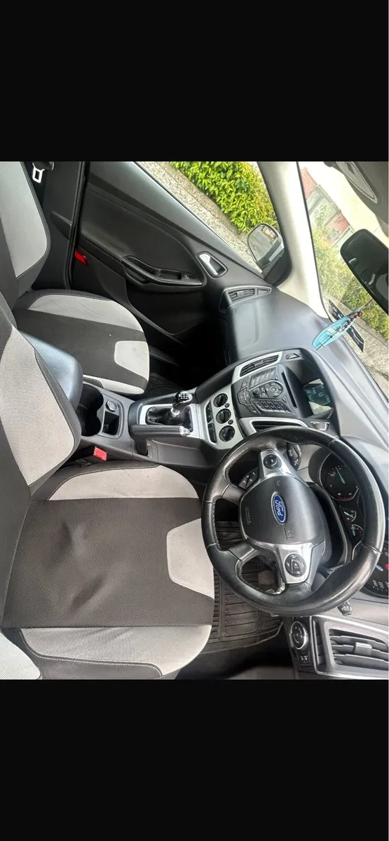Ford focus - Image 4