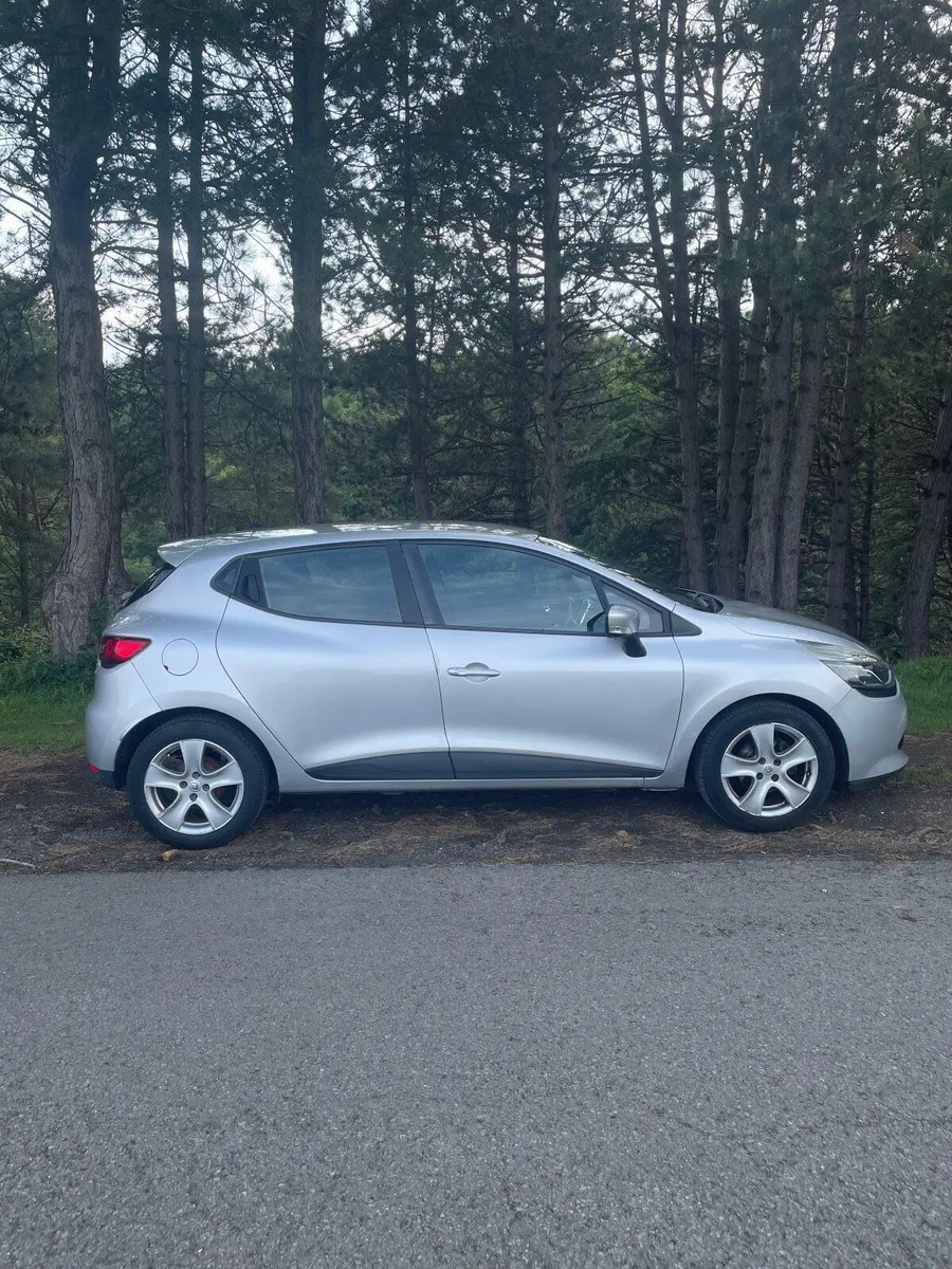 Renault Clio 2014 - Image 1