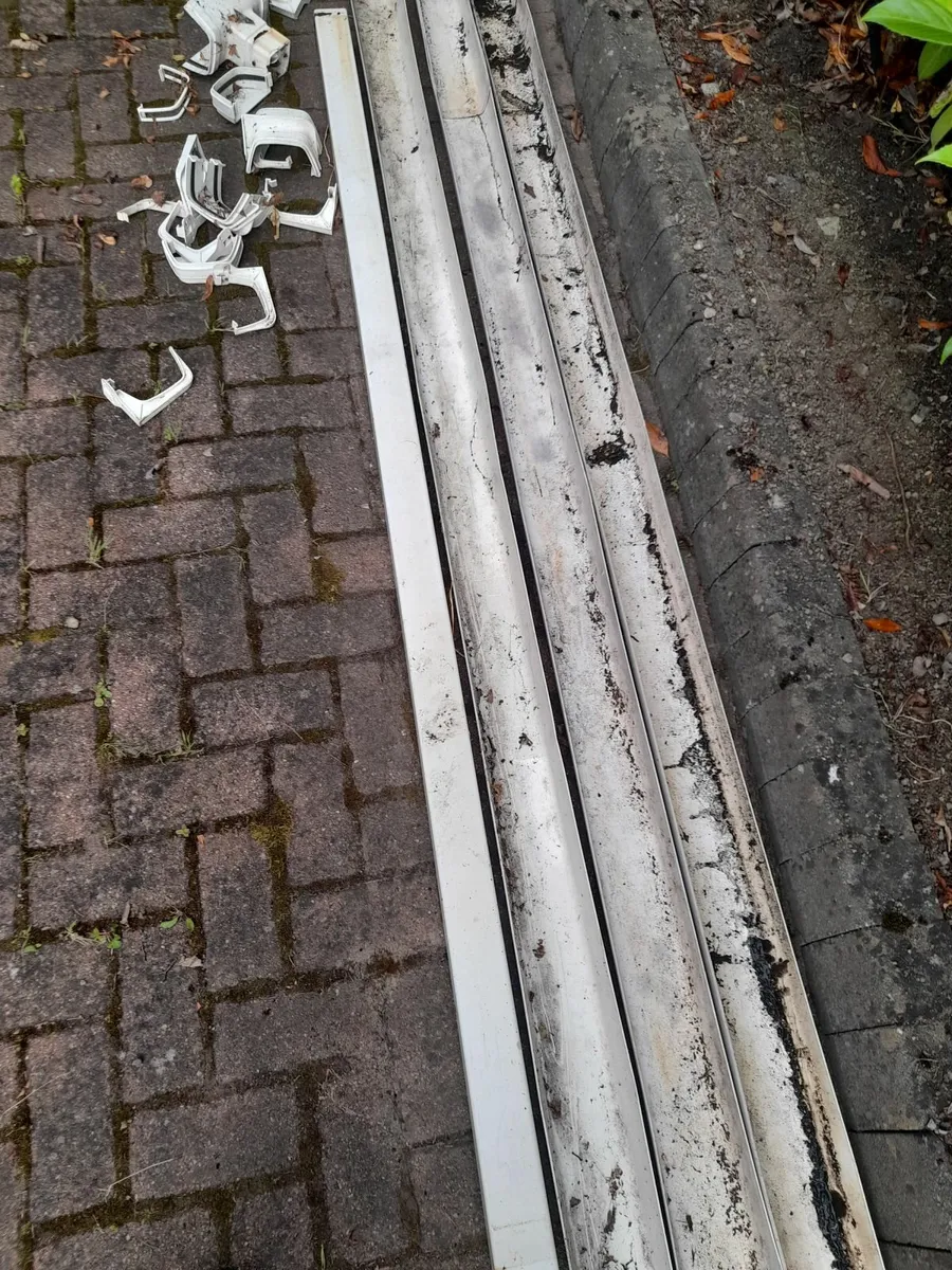 Gutters - Image 1
