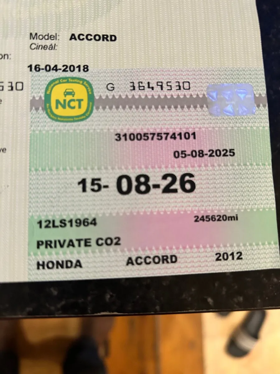 Car Honda 2012  accord automatique - Image 1