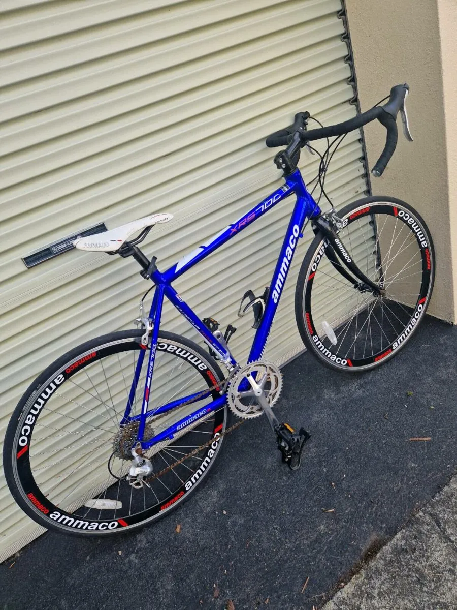 Immaculate roadbike size 54cm Medium - Image 2