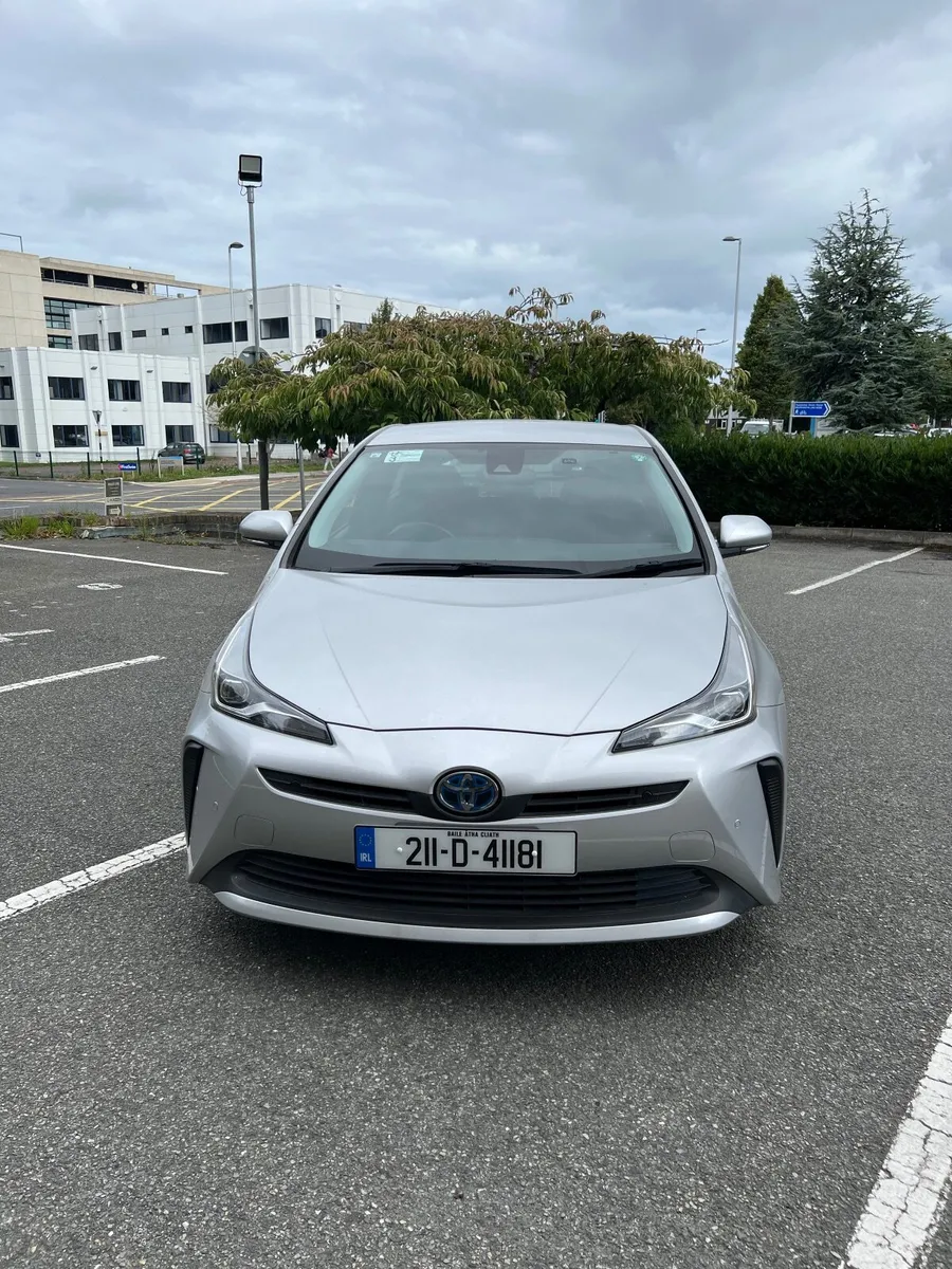Toyota Prius 2021 - Image 1