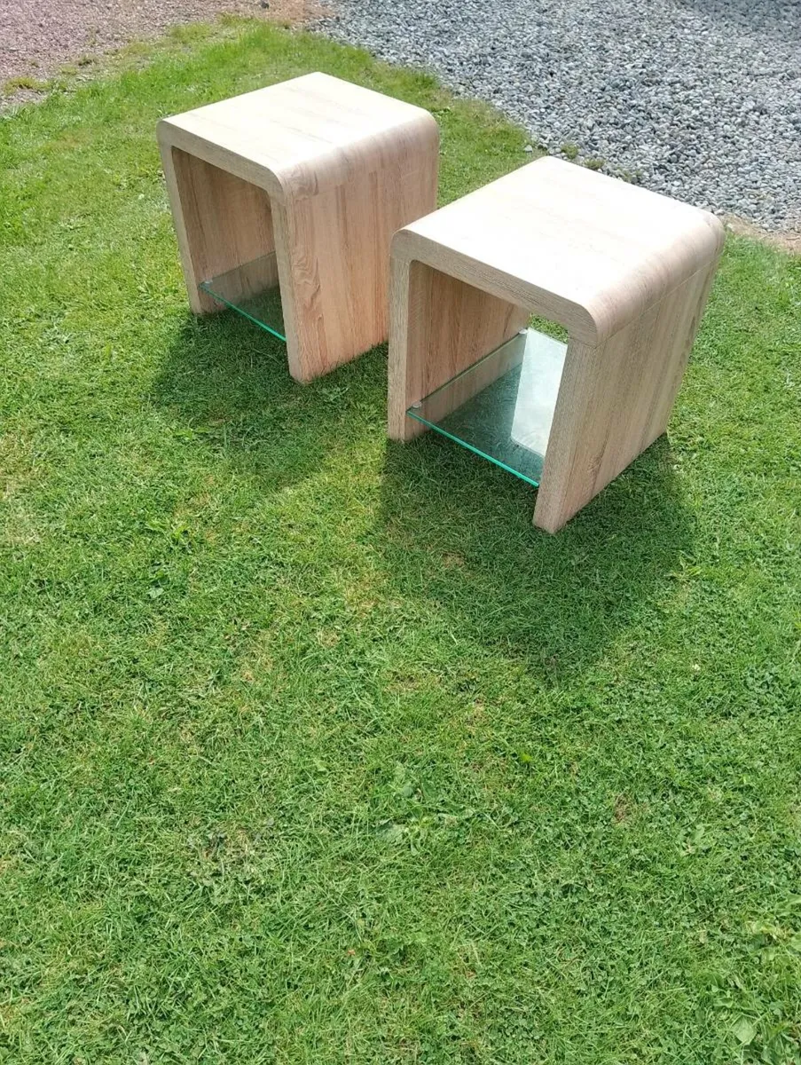 2 side tables - Image 2