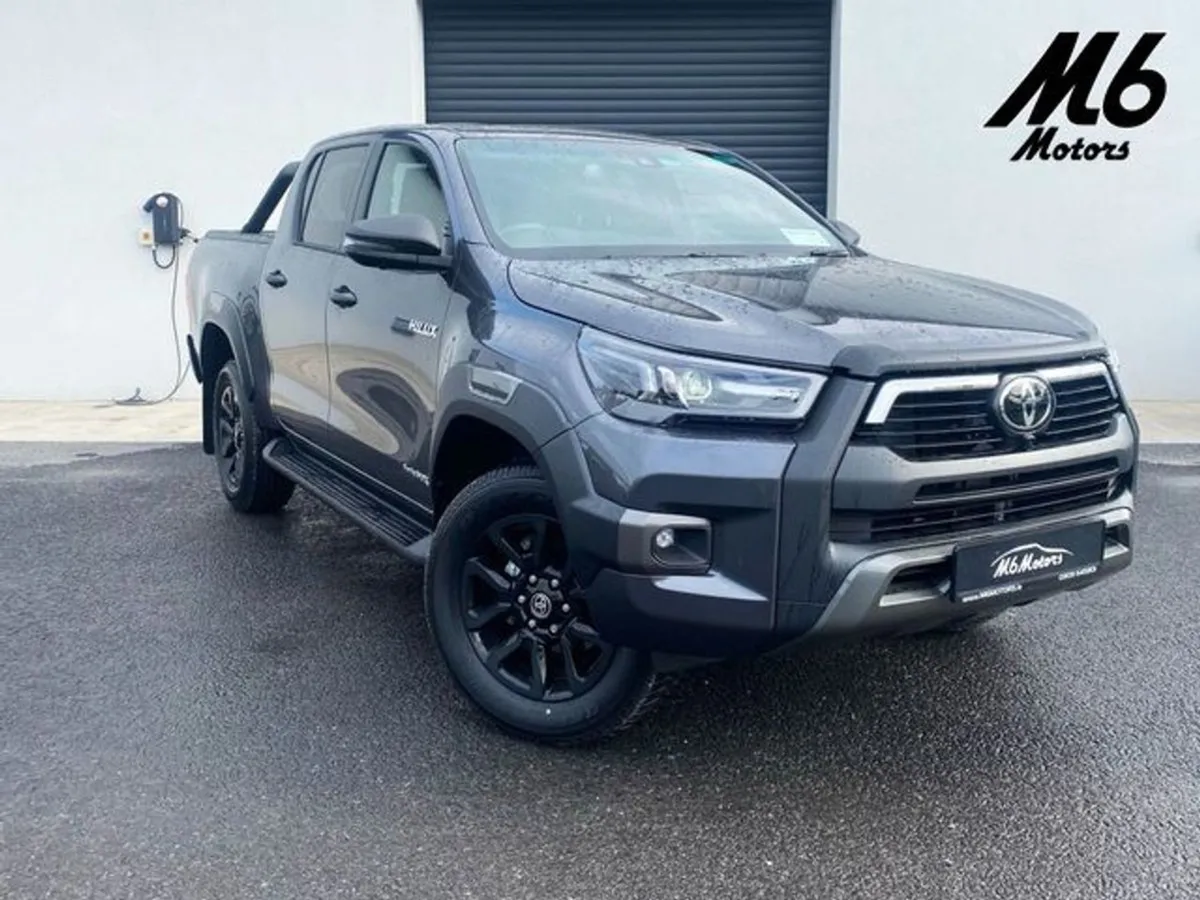 Toyota HiLux 2 8d4d Invincible X - Image 1