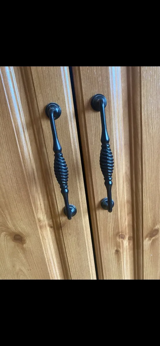 Wardrobes - Image 3