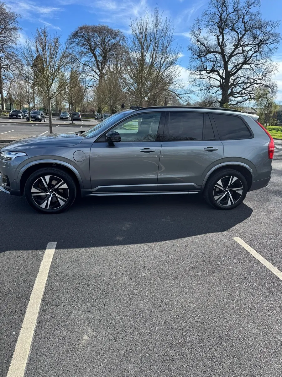 2020 Volvo XC90 R-Design Model T8 AWD - Image 1