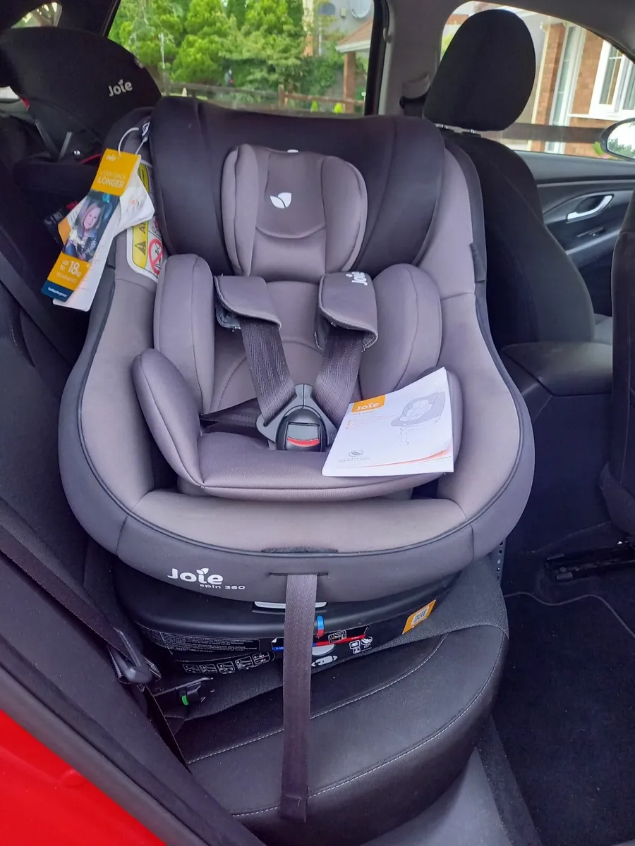 Baby & toddler car seat - Image 1