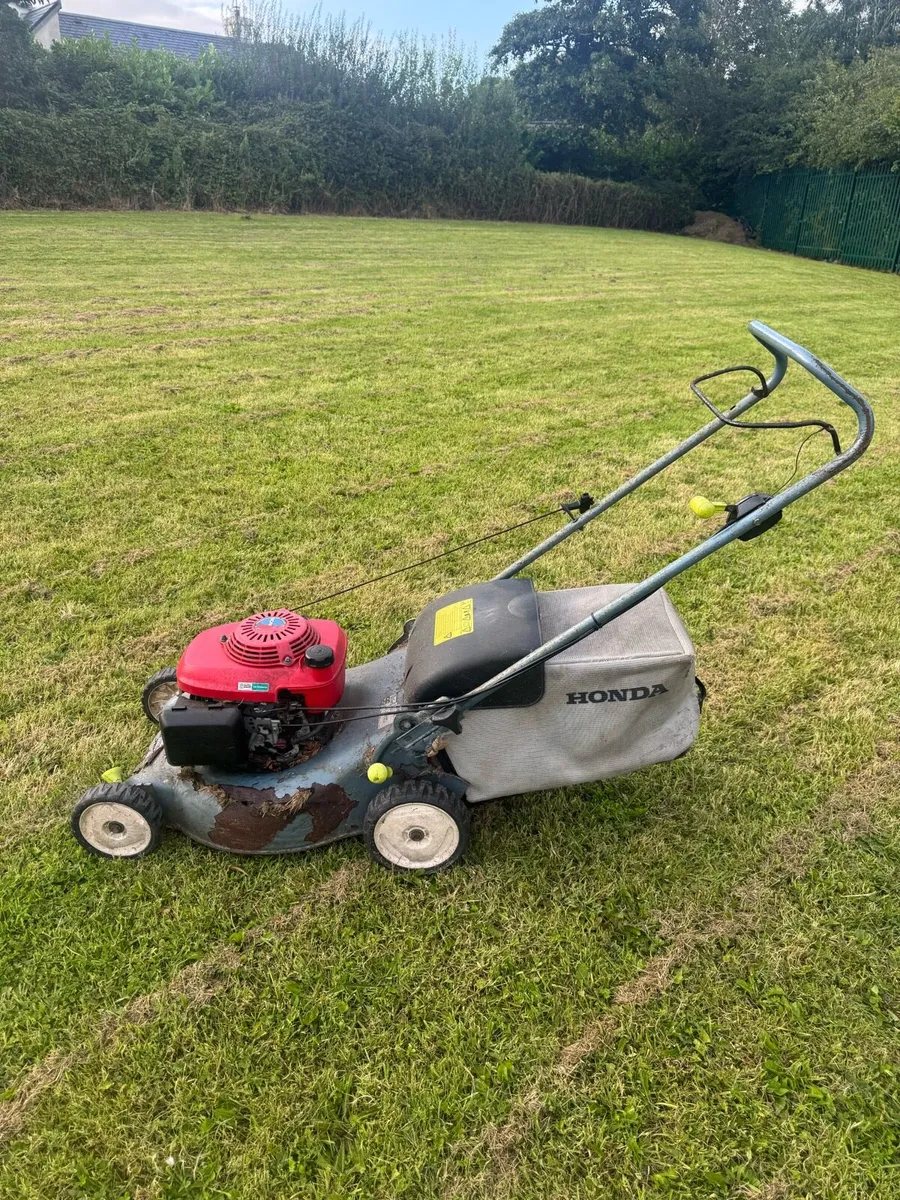 Honda lawnmower - Image 1