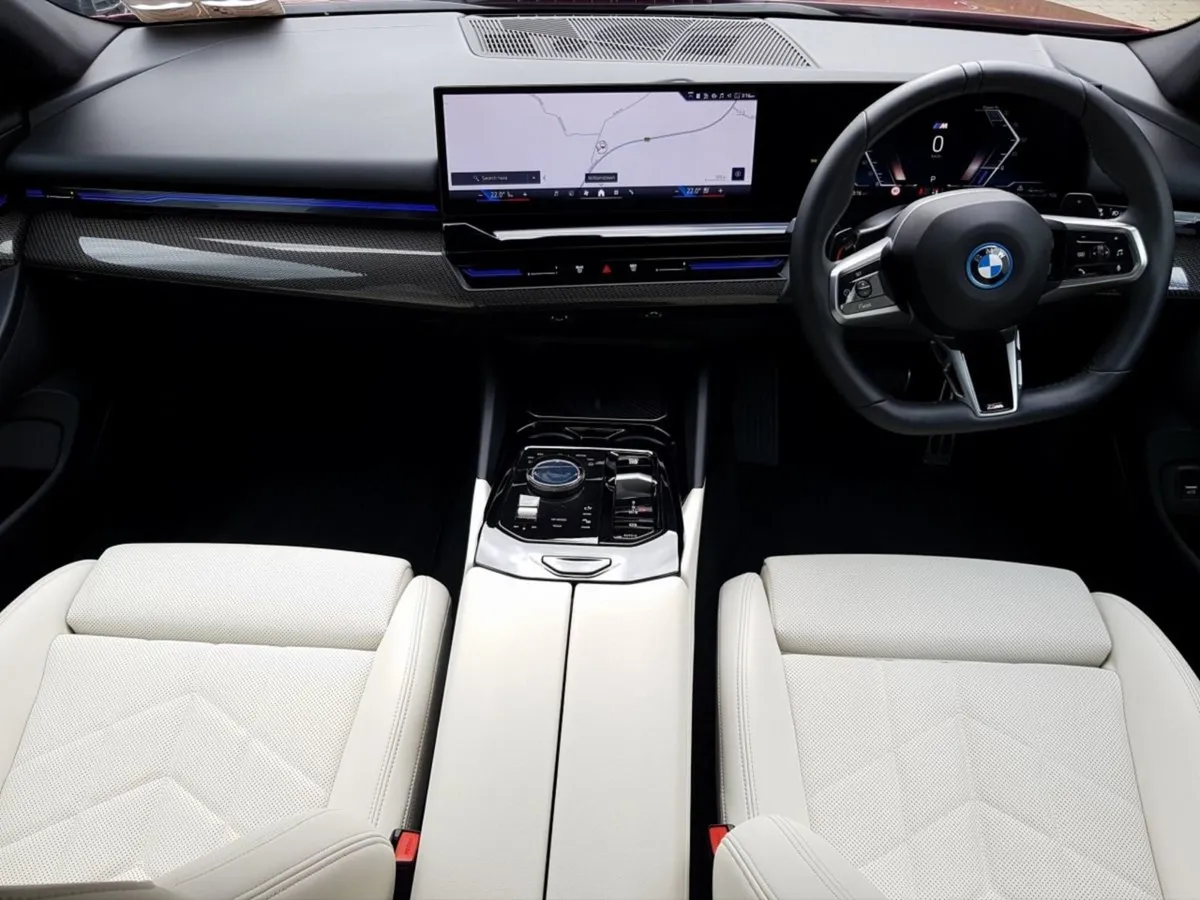 BMW 5 Series 530e M Sport - Image 4