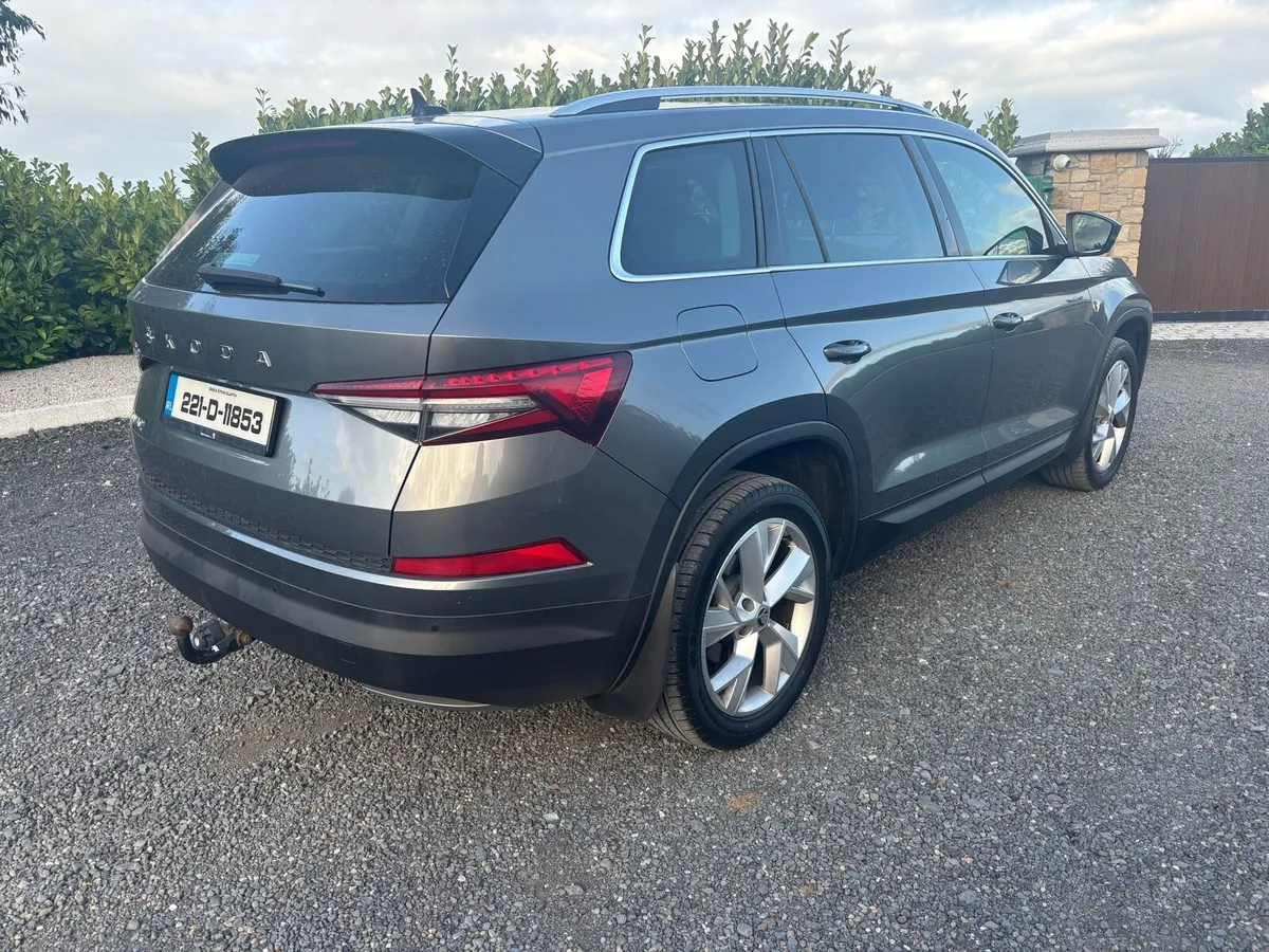 2022 SKODA KODIAQ STYLE 2LT TDI 7 SEAT DSG - Image 3