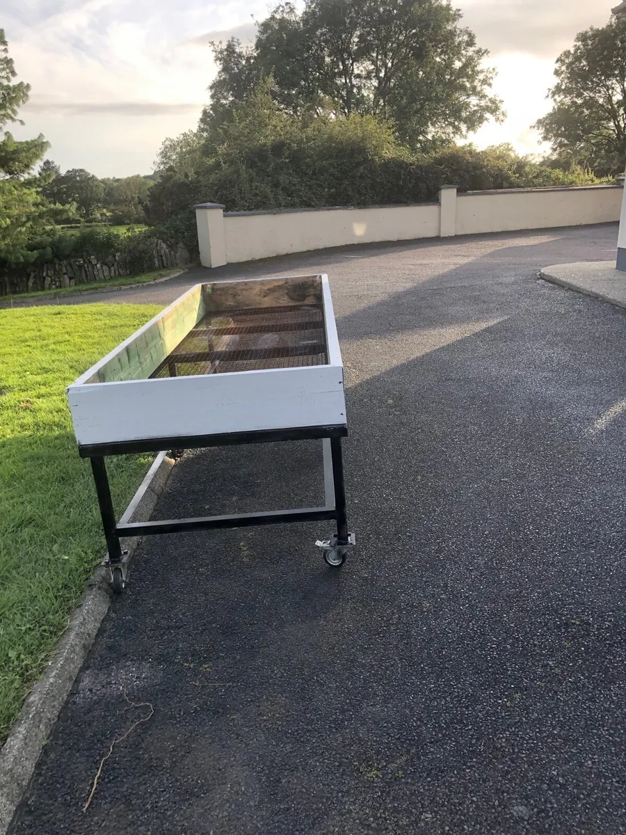 Raised Mobile Planting Bed - Image 3