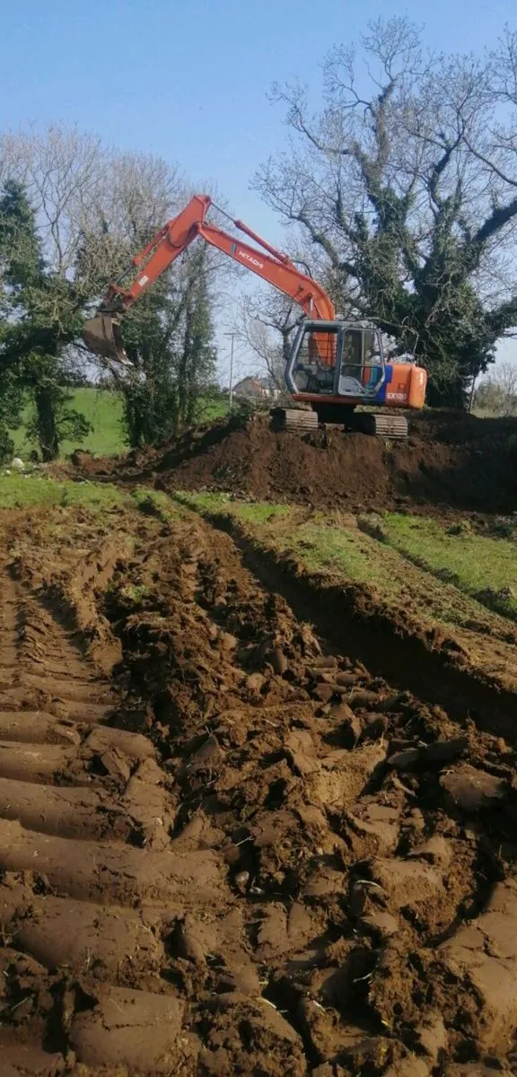 Hitachi ex120 - Image 1