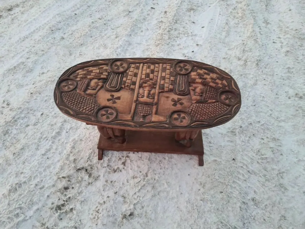 Rare table - Image 3